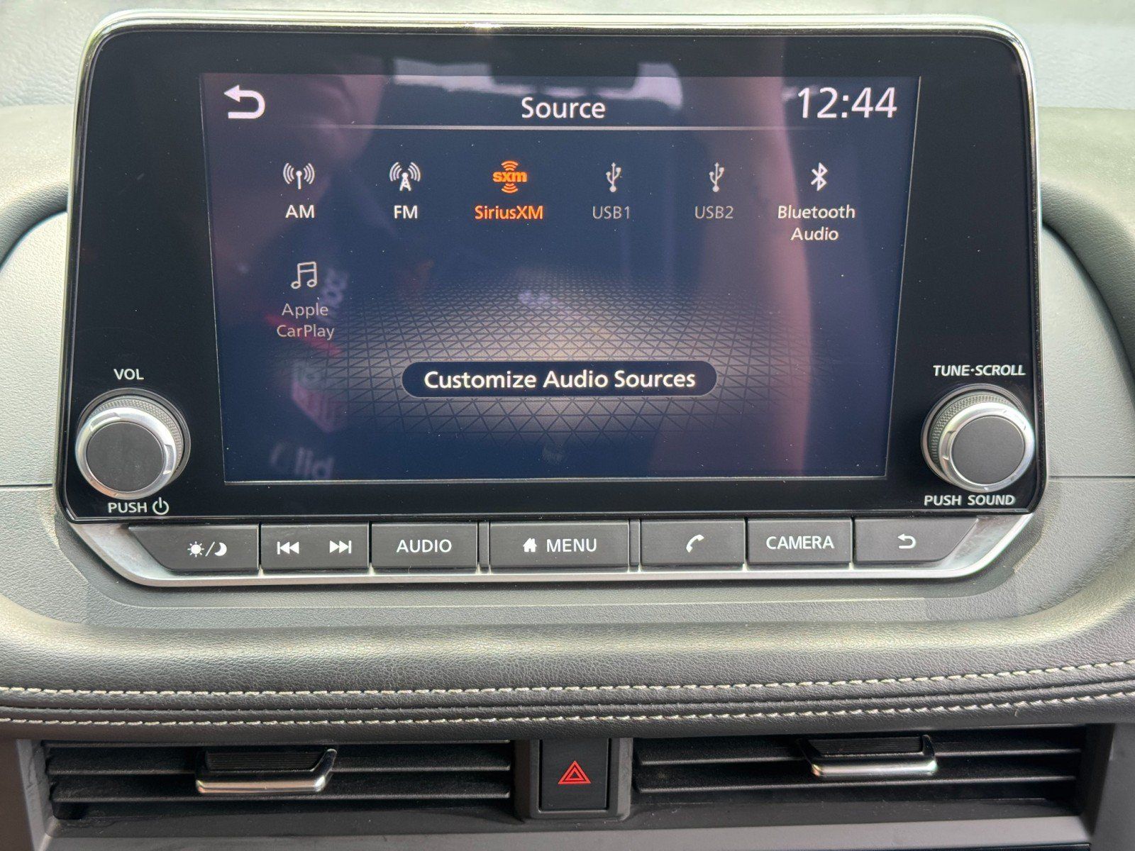 Used 2024 Nissan Rogue SV w/ SV Premium Package FWD image 23
