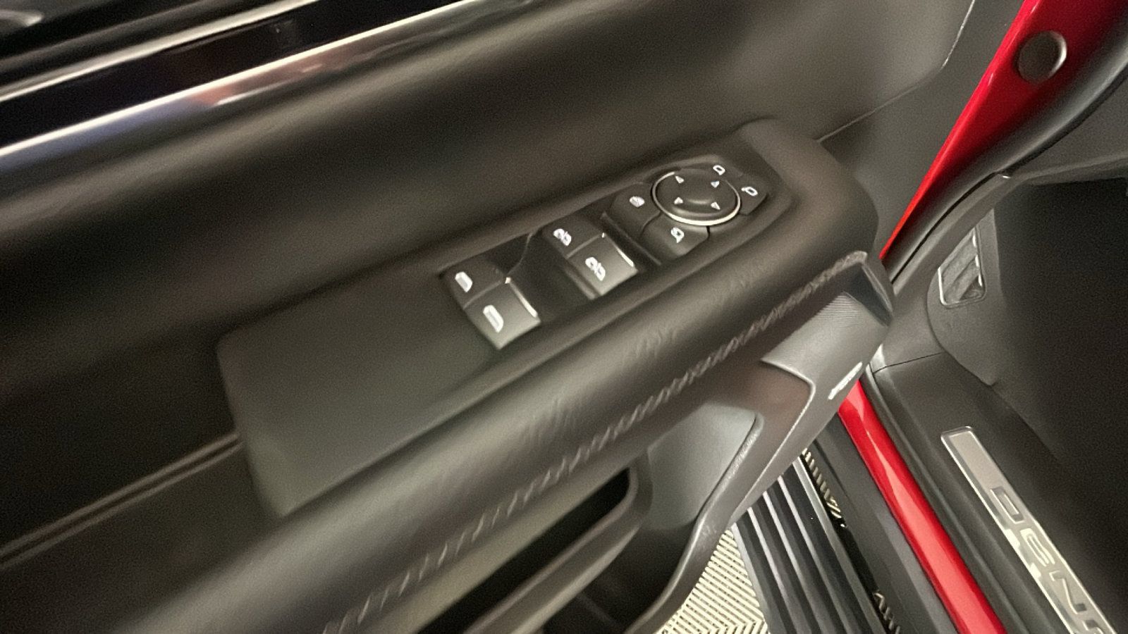 New 2026 GMC Yukon Denali w/ Sun & Power Step Package AWD/4WD image 14