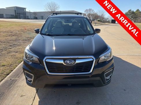 Used 2019 Subaru Forester Limited image 10