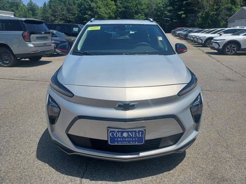 Used 2023 Chevrolet Bolt EUV Premier w/ Sun & Sound Package FWD image 24