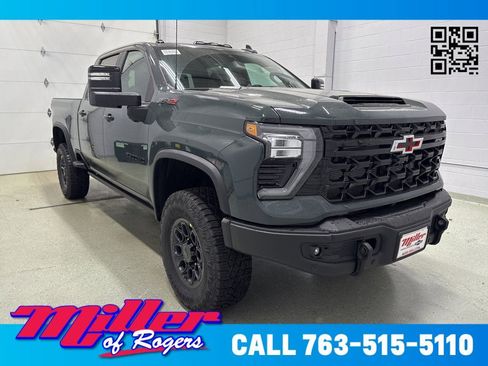 New 2026 Chevrolet Silverado 2500 ZR2 image 1