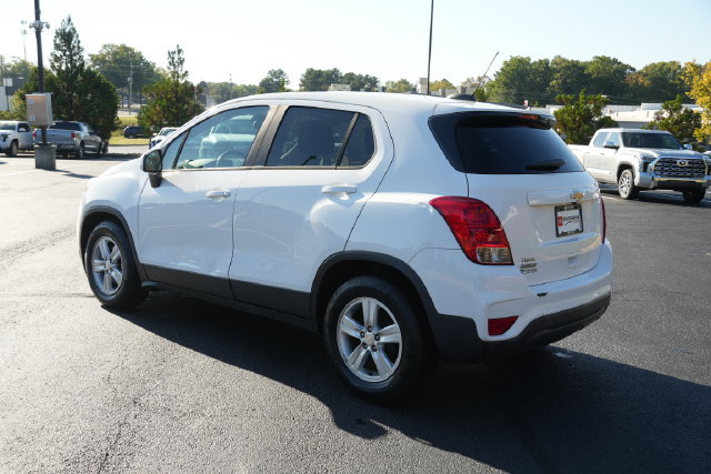 Used 2019 Chevrolet Trax LS w/ Tint and Cruise Package FWD image 5