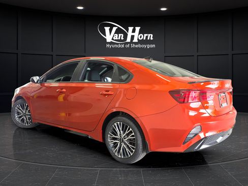 Used 2023 Kia Forte GT-Line w/ GT-Line Technology Package FWD image 5