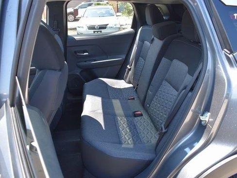 New 2025 Nissan Kicks SV w/ SV Premium Package image 30