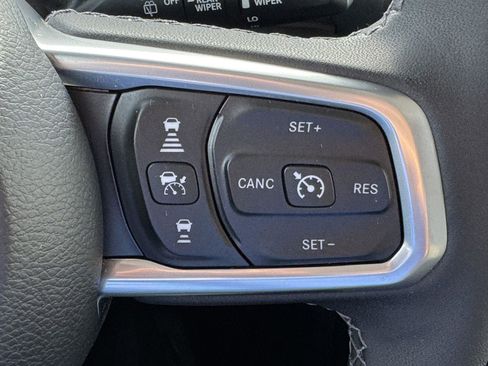 Certified 2025 Jeep Wrangler Unlimited Sahara AWD/4WD image 29