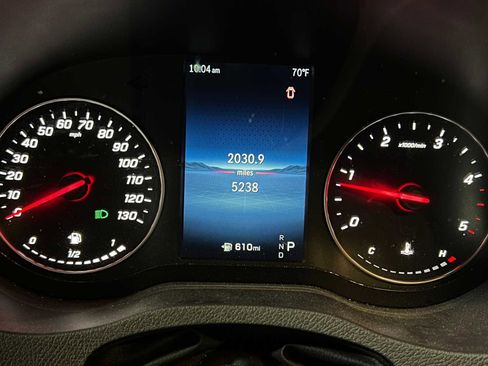 Used 2025 Mercedes-Benz Sprinter 2500 image 25