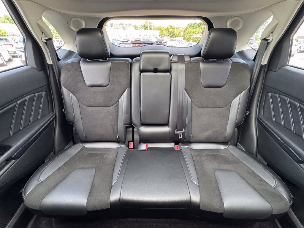 Used 2017 Ford Edge Sport w/ Equipment Group 401A AWD/4WD image 31