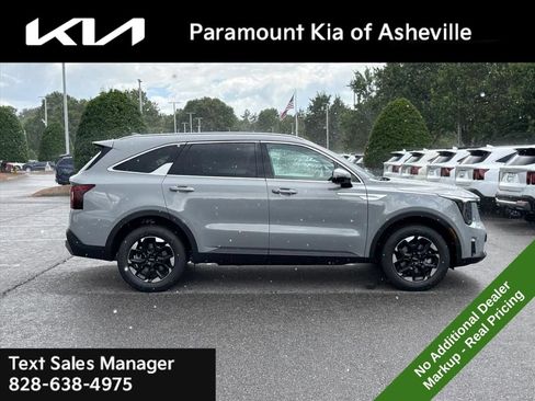 New 2026 Kia Sorento S AWD/4WD image 6