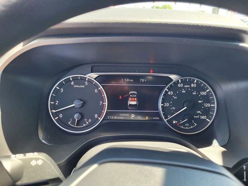 Used 2025 Nissan Rogue S FWD image 22