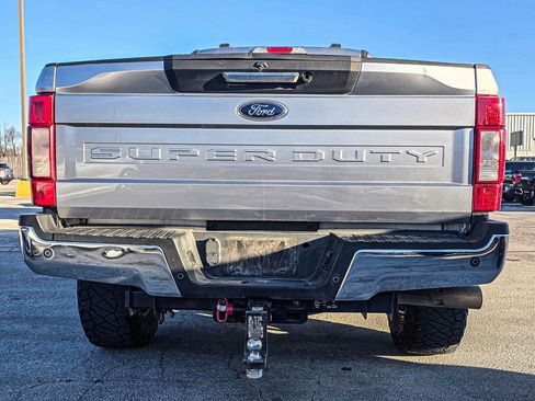 Used 2021 Ford F250 Lariat w/ Lariat Value Package image 5