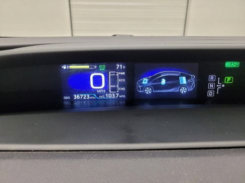 Used 2021 Toyota Prius Prime LE FWD image 23