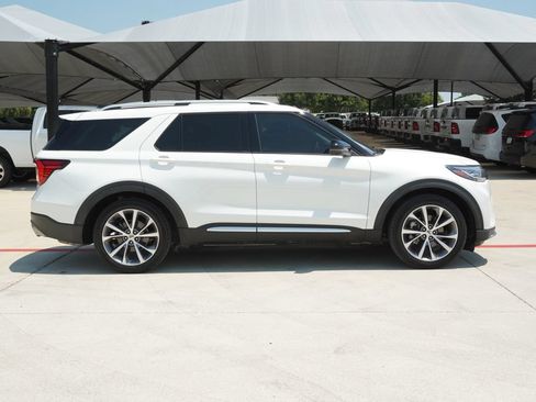 Used 2025 Ford Explorer Platinum w/ Ultimate Package RWD image 6