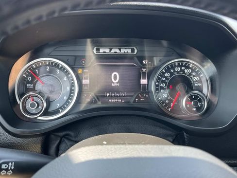 Used 2022 RAM 1500 Big Horn AWD/4WD image 37