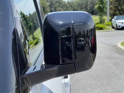Certified 2025 Land Rover Defender 90 S AWD/4WD image 11