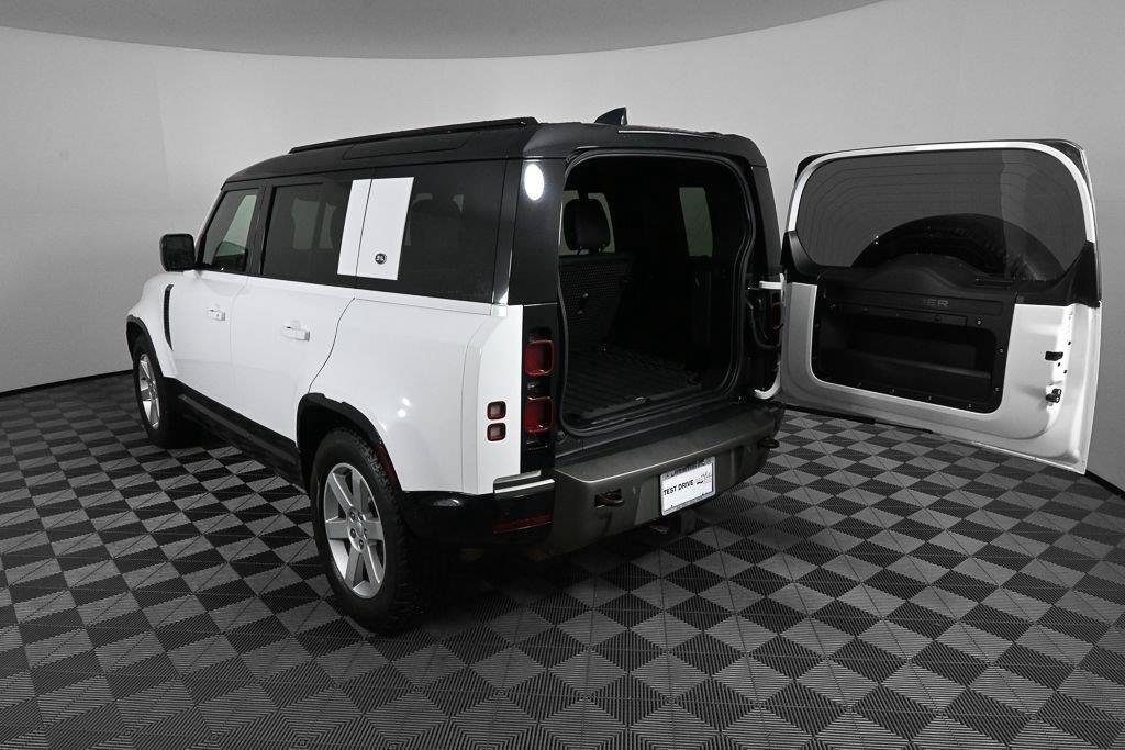 Used 2023 Land Rover Defender 110 X-Dynamic SE AWD/4WD image 30
