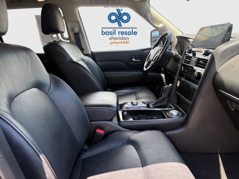 Used 2024 INFINITI QX80 Luxe AWD/4WD image 19