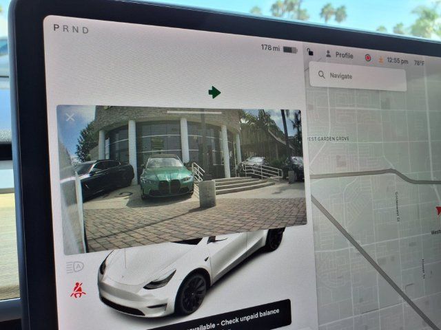 Used 2021 Tesla Model Y Long Range AWD/4WD image 24