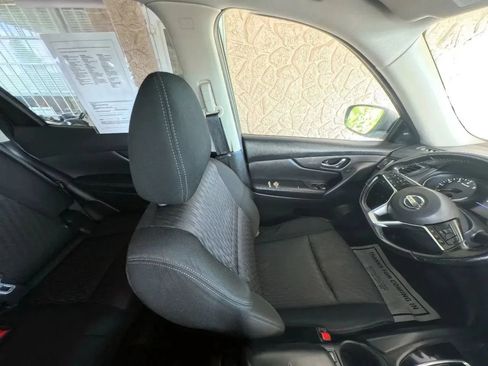 Used 2020 Nissan Rogue SV AWD/4WD image 33