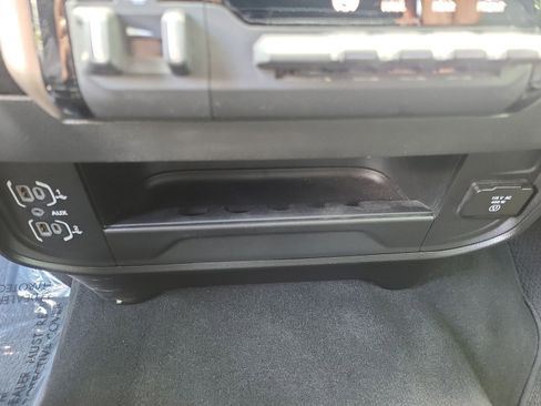 Used 2024 RAM 2500 Laramie w/ Safety Group image 35