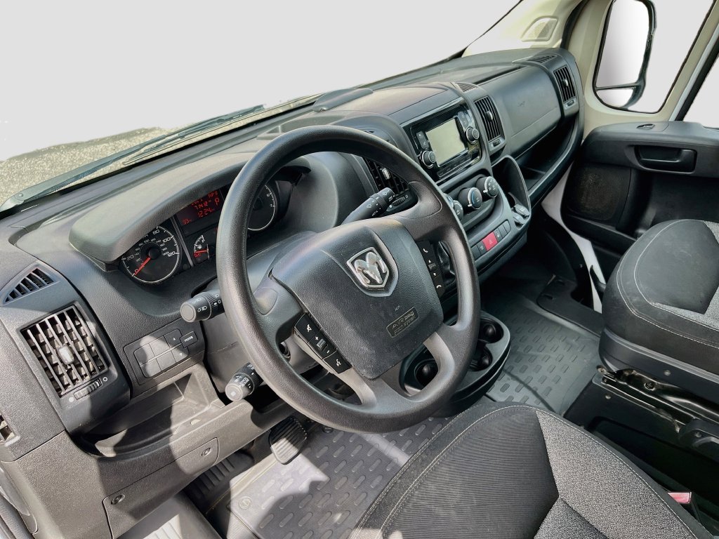 Used 2021 RAM ProMaster 2500 FWD image 9
