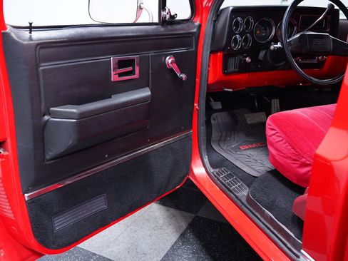 Used 1987 GMC Sierra 1500 image 29