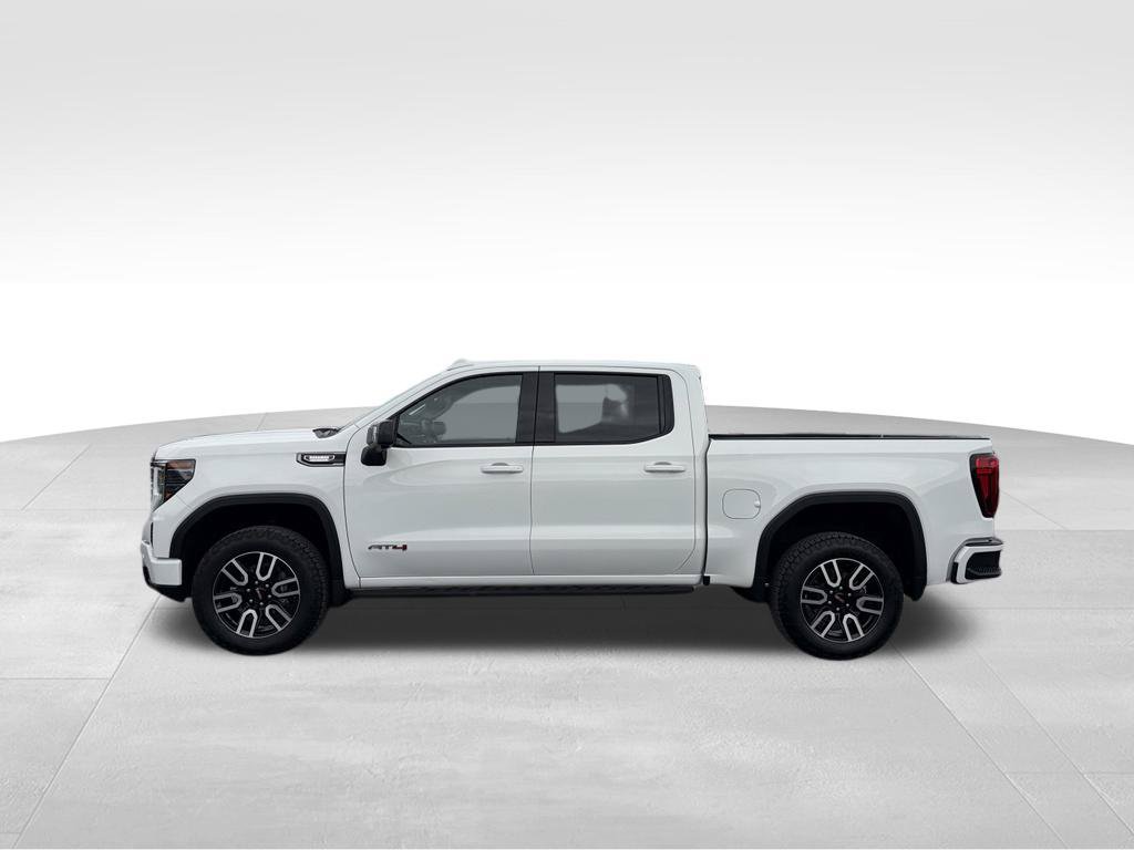 Used 2025 GMC Sierra 1500 AT4 w/ Technology Package AWD/4WD image 14