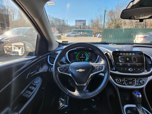 Used 2017 Chevrolet Volt LT w/ Comfort Package image 30
