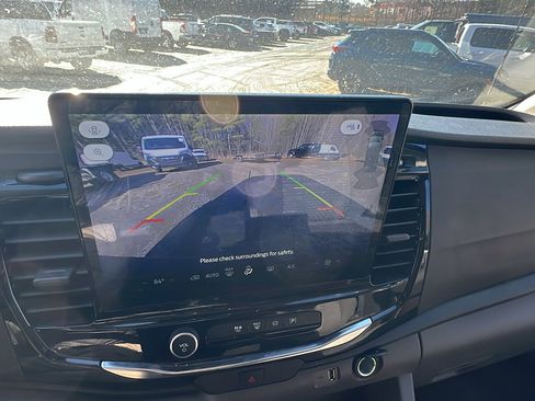 Used 2024 Ford Transit 350 XLT image 30