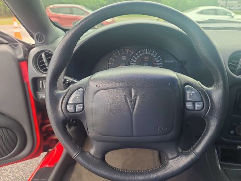 Used 1999 Pontiac Firebird Formula w/ Security Pkg image 17