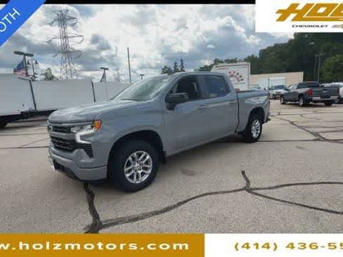 Used 2024 Chevrolet Silverado 1500 RST AWD/4WD image 4