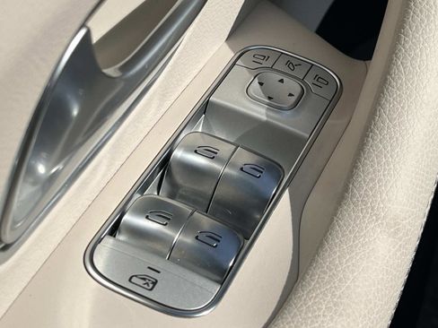 Certified 2025 Mercedes-Benz GLE 350 GLE 350 image 18