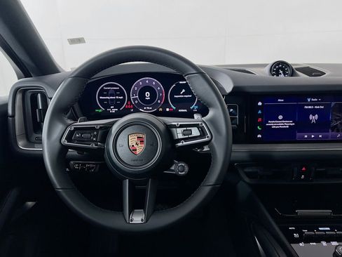 New 2026 Porsche Cayenne Coupe image 25