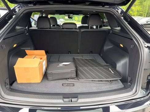 Used 2023 Volkswagen Atlas Cross Sport SE w/ Panoramic Sunroof Package AWD/4WD image 21