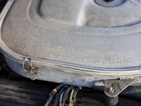 Used 1987 Mercedes-Benz 560 SL image 27