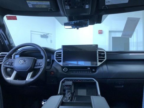 New 2026 Toyota Tundra Platinum AWD/4WD image 12