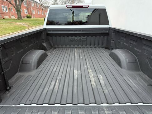 Used 2024 GMC Sierra 2500 SLE w/ SLE Value Package; image 12