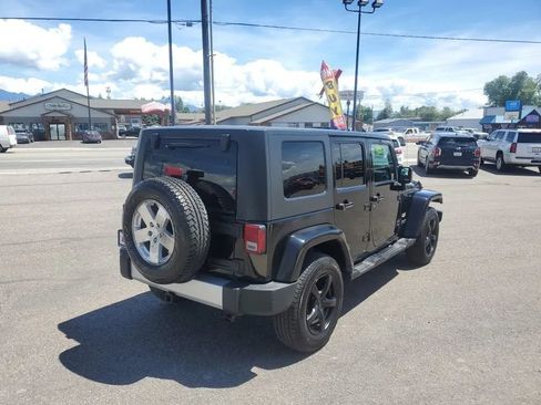 Used 2008 Jeep Wrangler Unlimited Sahara w/ Limited Unlimited Group AWD/4WD image 6