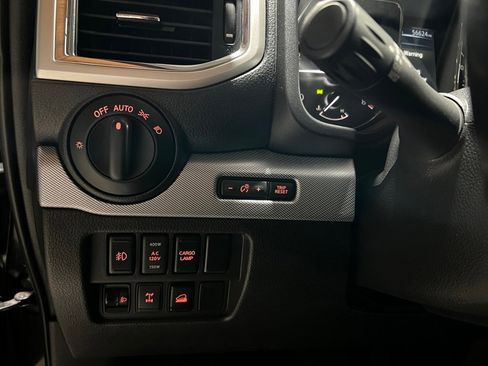 Used 2018 Nissan Titan PRO-4X image 39