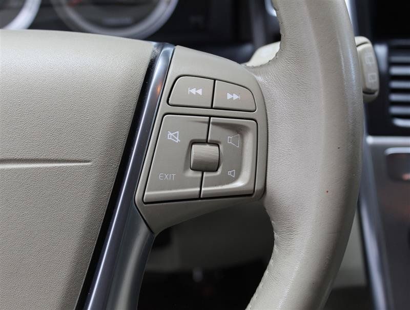 Used 2012 Volvo XC60 3.2 AWD/4WD image 13