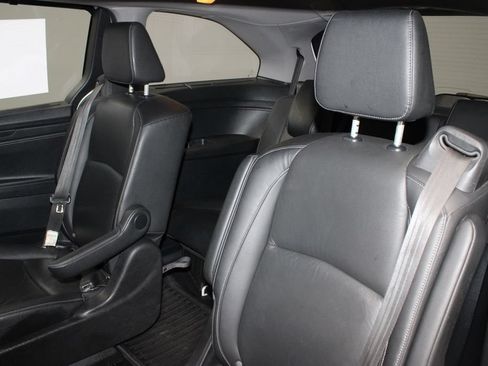 Used 2023 Honda Odyssey Touring image 23