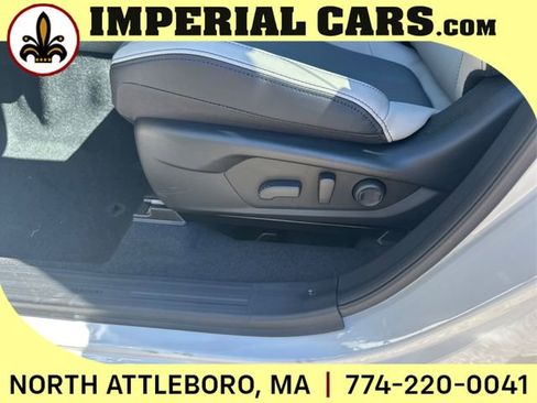 New 2025 Subaru Forester Limited image 31