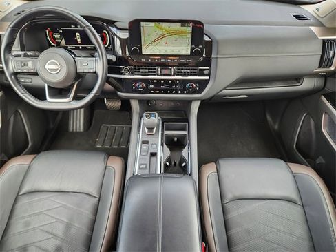 Used 2022 Nissan Pathfinder Platinum w/ Lighting Package (N92) image 27