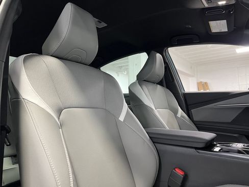New 2026 Toyota Camry SE FWD image 23