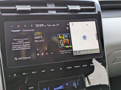 Used 2024 Hyundai Tucson Blue image 24