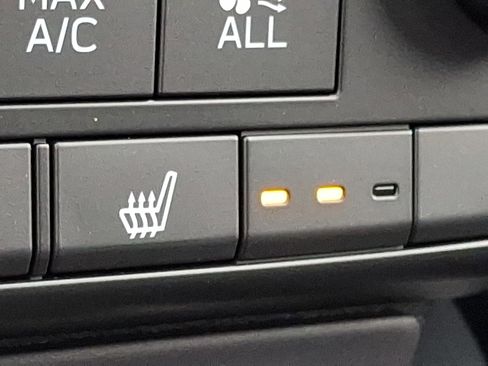 New 2026 Subaru Outback Limited image 18