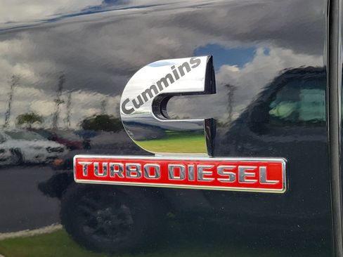 New 2026 RAM 2500 Laramie AWD/4WD image 7