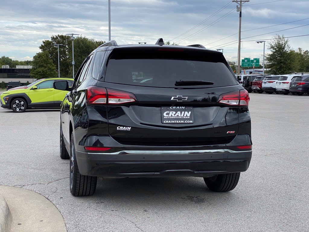 Used 2022 Chevrolet Equinox RS w/ RS Leather Package AWD/4WD image 5