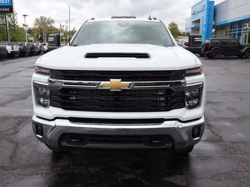 New 2026 Chevrolet Silverado 3500 LT AWD/4WD image 21