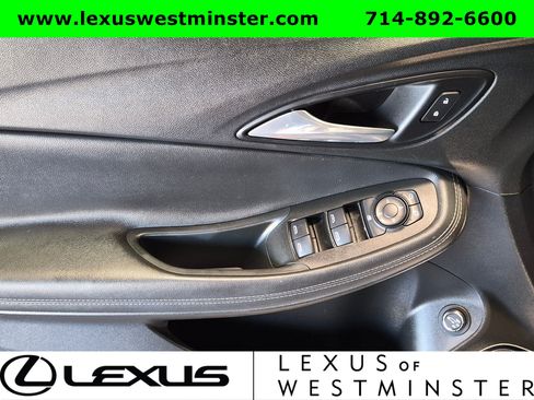 Used 2020 Buick Encore GX Select w/ Experience Buick Package FWD image 14