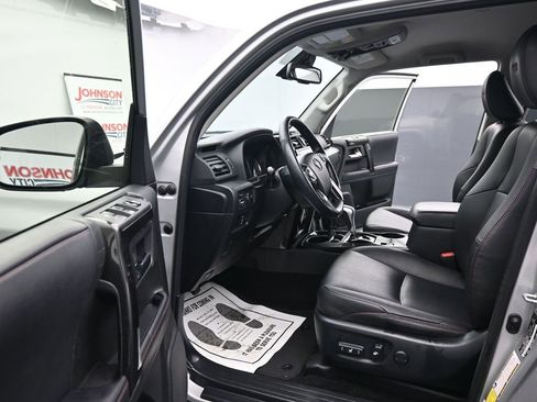 Used 2023 Toyota 4Runner TRD Off-Road Premium image 17